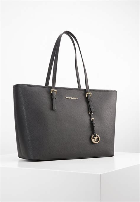 sac michael kors jet set travel tote noir|Jet Set Travel Large Saffiano Leather Tote Bag .